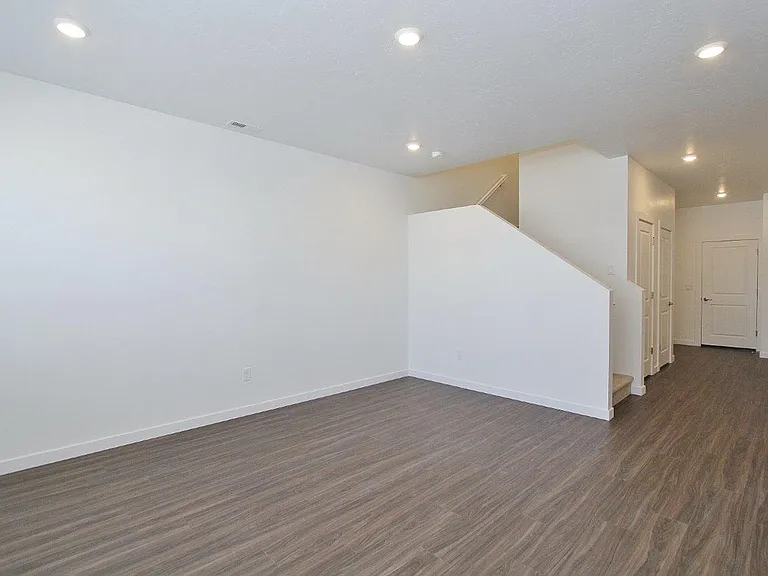4155 W Perspective St — Photo 3