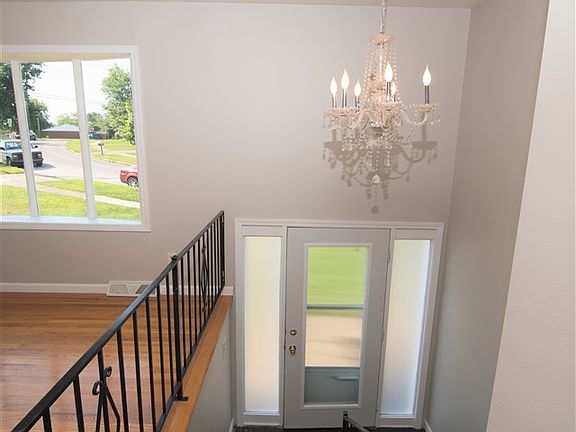 3rd image of 3768 Feather Ln