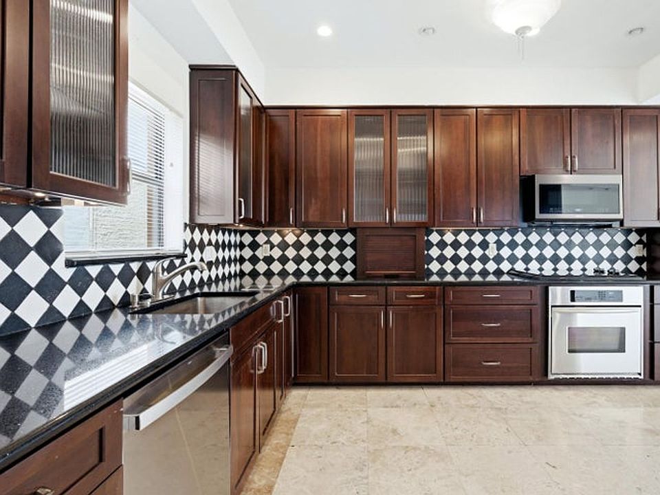 1st image of 1640 Presidential Way APT 501