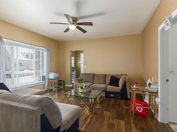 4th image of 2936 Sanford St