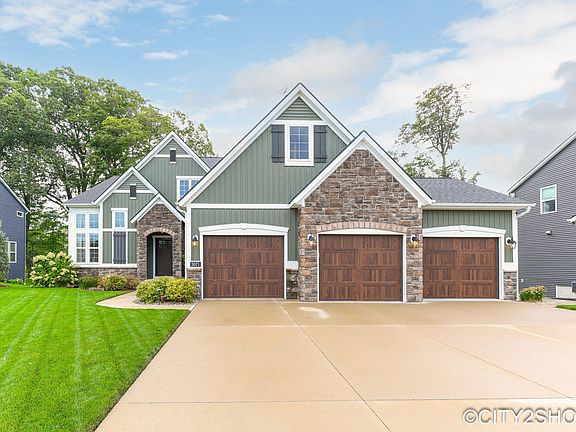 3rd image of 3071 Deer Haven Dr