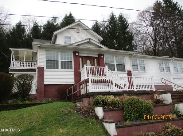 533 W 20th St, Tyrone, PA 16686
