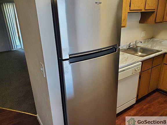 2nd image of 2102 Tower Blvd APT 203