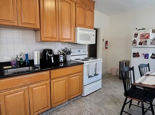 23 Townsend St #B, Waltham, MA 02453