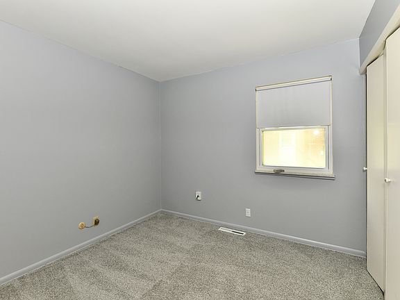 3rd image of 1132 N Gibson Ave