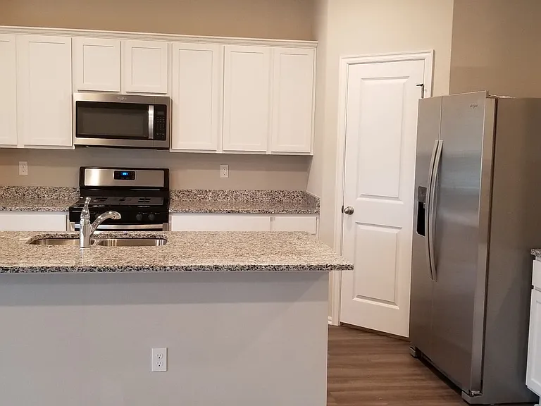 3102 Debbie Ln — Photo 11