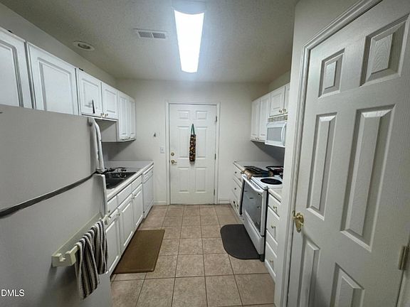4th image of 11221 Avocet Ln APT 102