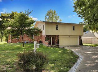 3501 Lakeshore Dr, Champaign, IL