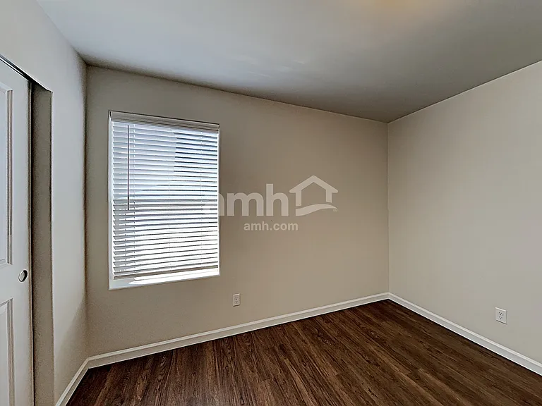 11033 191st Street Ct E — Photo 15