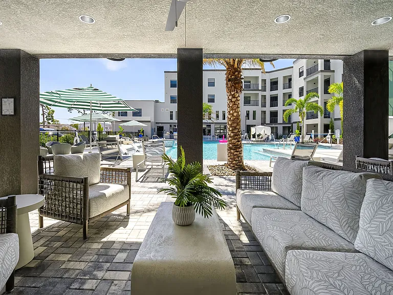 Sinclair at Palm Pointe — Photo 26