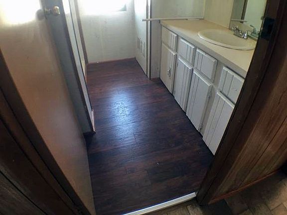 3rd image of 3238 Erwin Ln