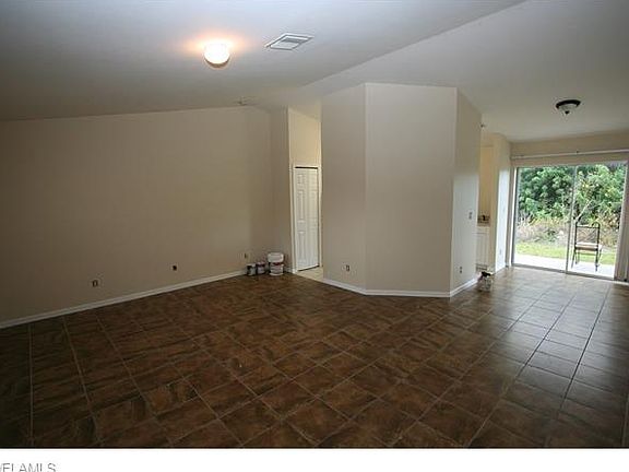 4th image of 762 Gallo Ave S