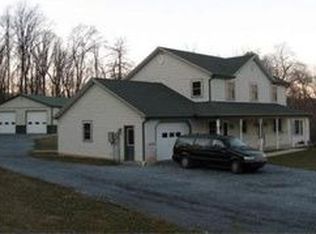 64 Cocalico Rd, Robesonia, PA 19551