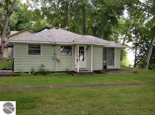1704 N Huron Rd, Tawas City, MI 48763