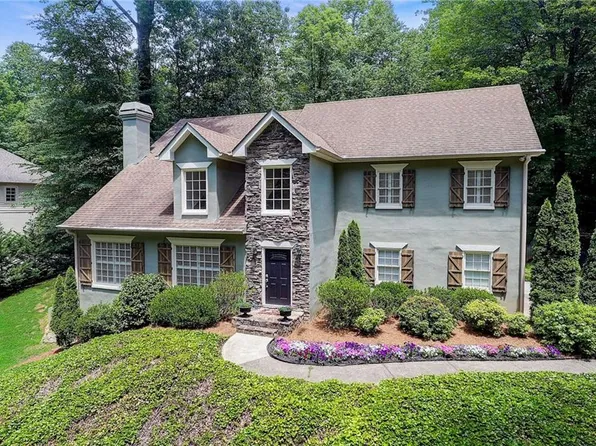 304 Mountain Park Rd, Roswell, GA 30075