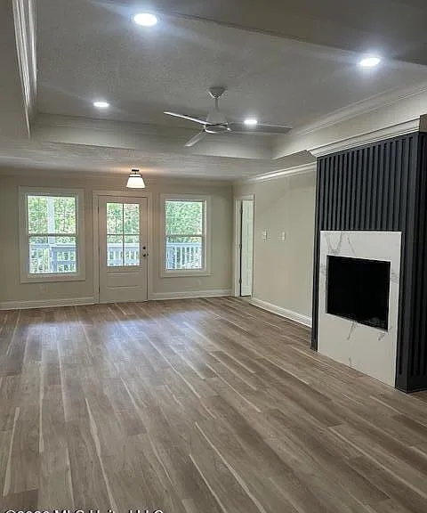 113 Forest St — Photo 5