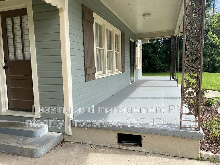 306 S Lee Ave — Photo 14
