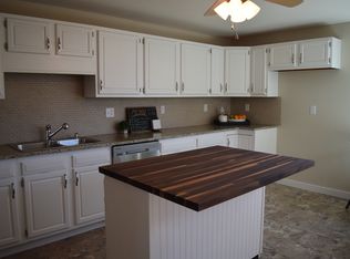 1526 97th St, Niagara Falls, NY 14304
