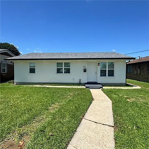 1108 Maryland Ave — Photo 1