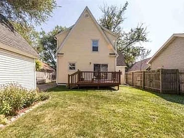 906 Elmwood Ave