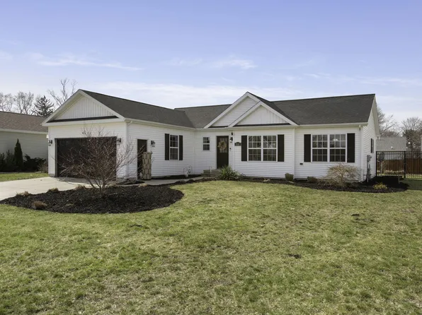 9048 2nd St, Baroda, MI 49101