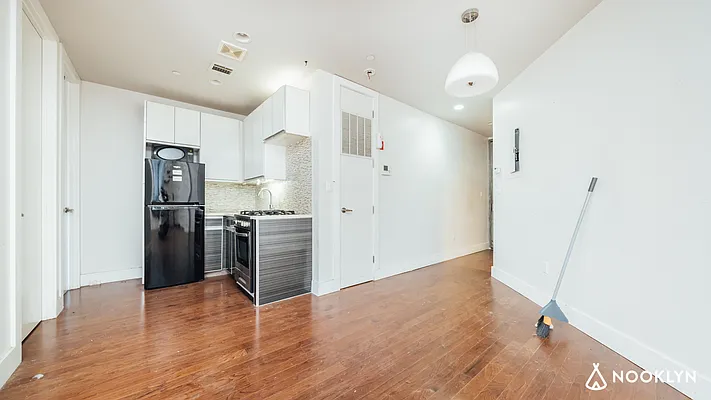 Rented by Nooklyn NYC LLC | media 1