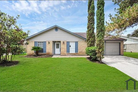 1st image of 3219 Bolton Gardens Dr