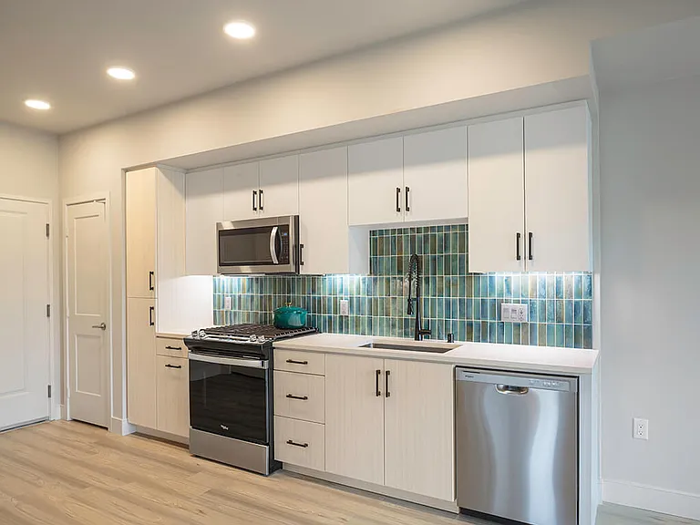 CALIXA Apartment Homes — Photo 26