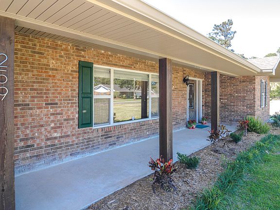 3rd image of 259 Parkway Cir