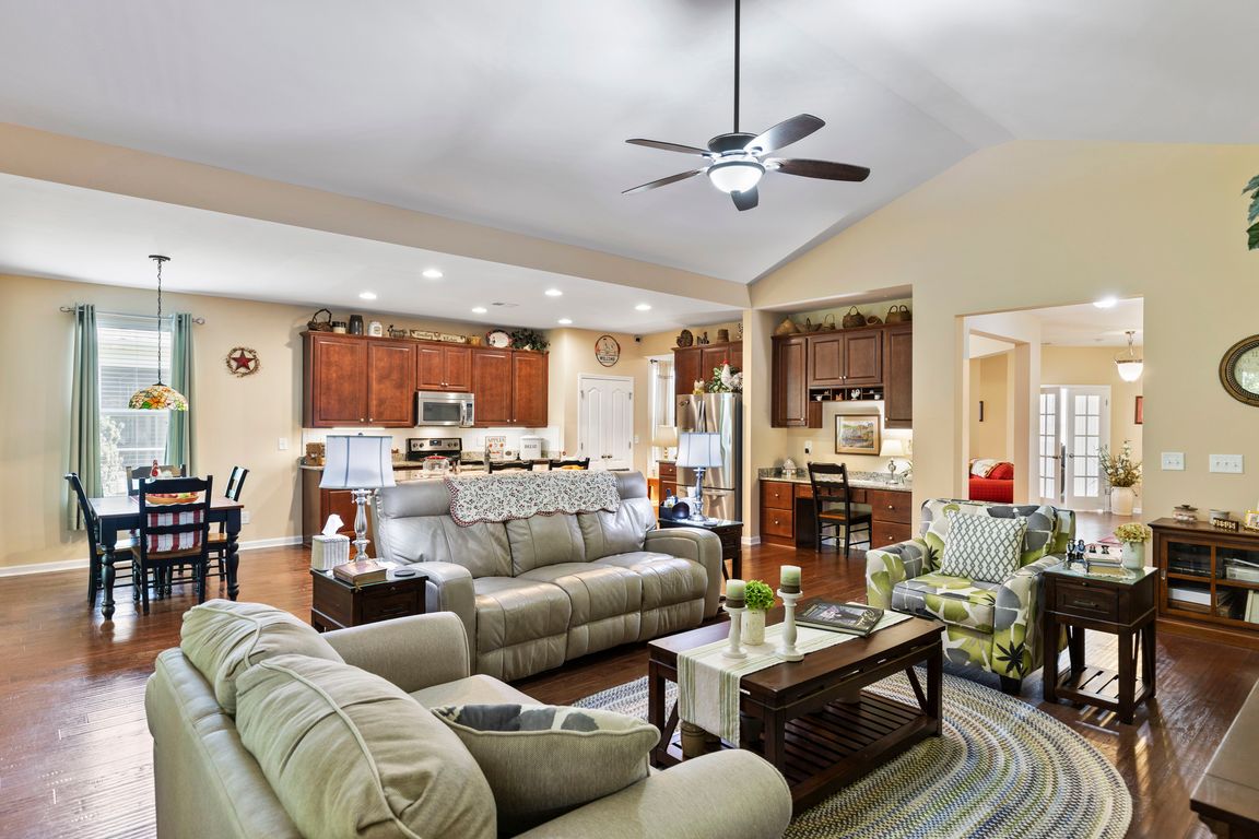 next background image