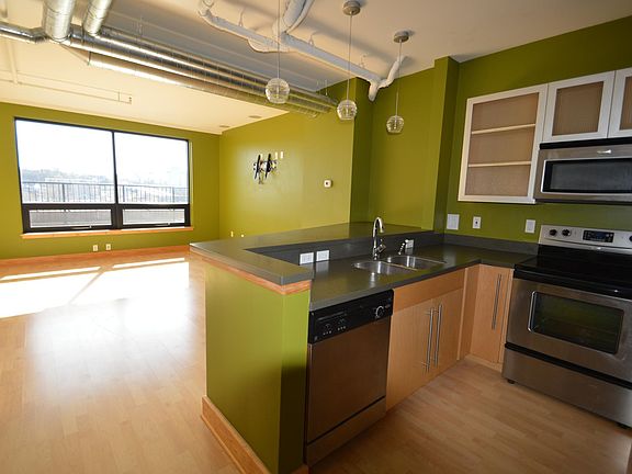 2nd image of 600 Broadway Ave NW APT 608