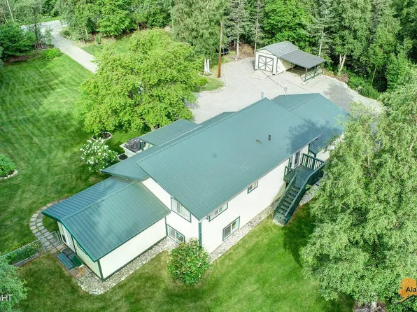 3771 N Engstrom Rd, Palmer, AK 99645