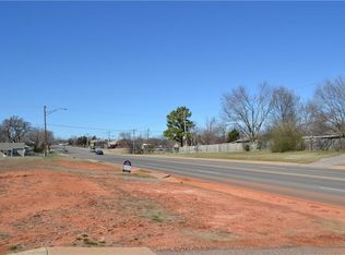 514 W Walnut St, Tecumseh, OK 74873
