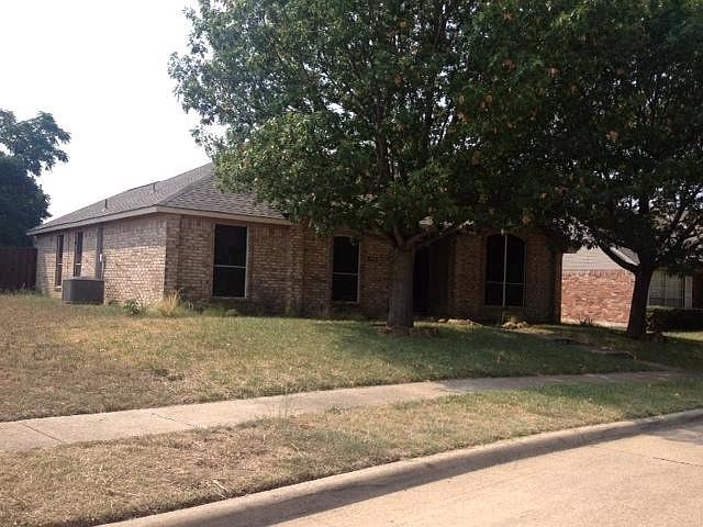 2nd image of 4616 Wedgecrest Dr