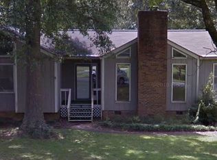 111 W View St, Greenwood, SC 29646