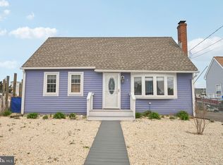 8 W Boat Dr, Little Egg Harbor Township, NJ 08087