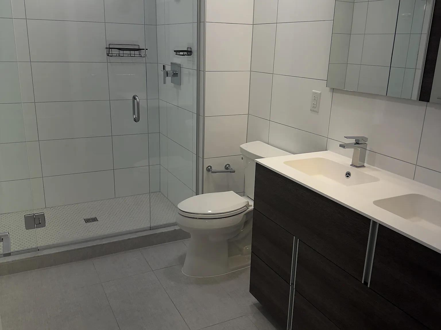 2 bed, 1072 sqft, $4,300 — Photo 3