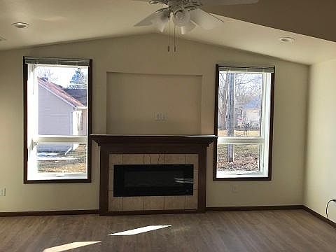 5th image of 1007 Catherine St #1