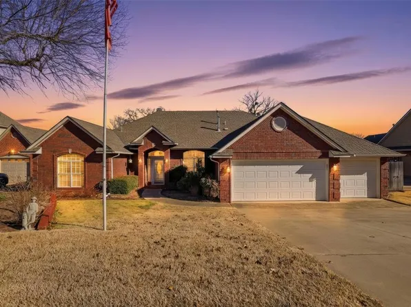 3624 Equestrian Ct, Edmond, OK 73034