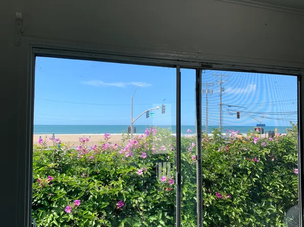 106 Entrada Dr, Santa Monica, CA