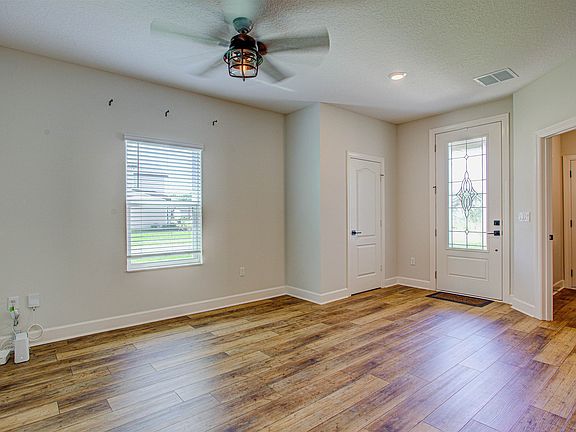 4th image of 20 Falcon Ridge Rd