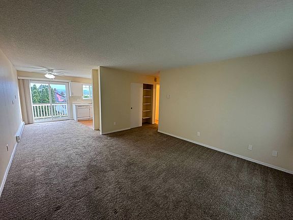 3rd image of 634 Alameda Ave #4
