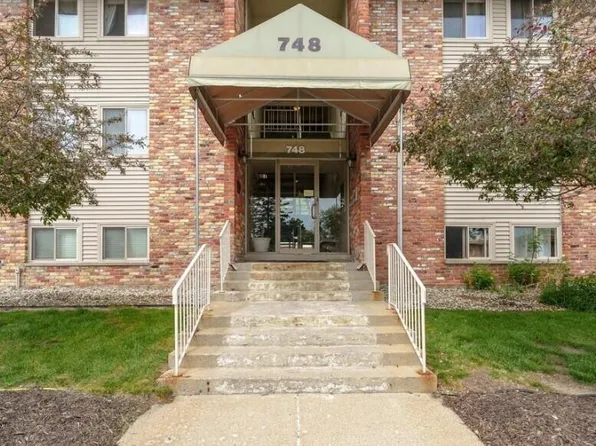 748 W Kilgore Rd APT 206, Kalamazoo, MI 49008