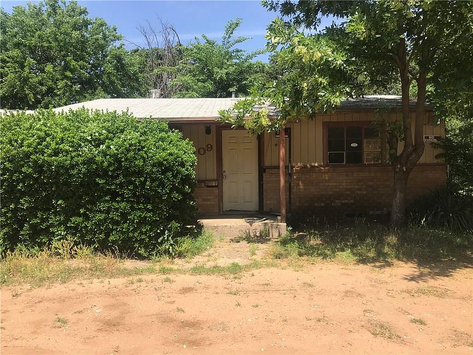 1st image of 1109 Thannisch Dr