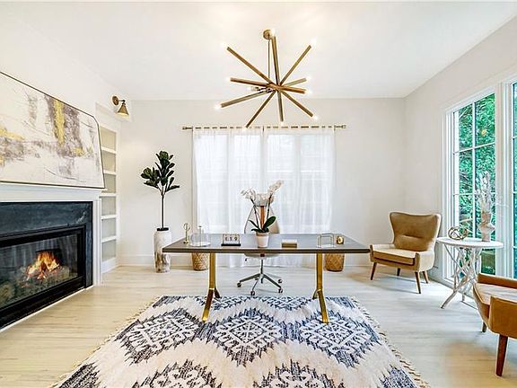4th image of 538 Park Dr NE