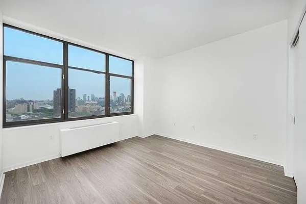 Rented by Bold Marketing | media 26