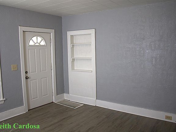 3rd image of 812 Park St SW