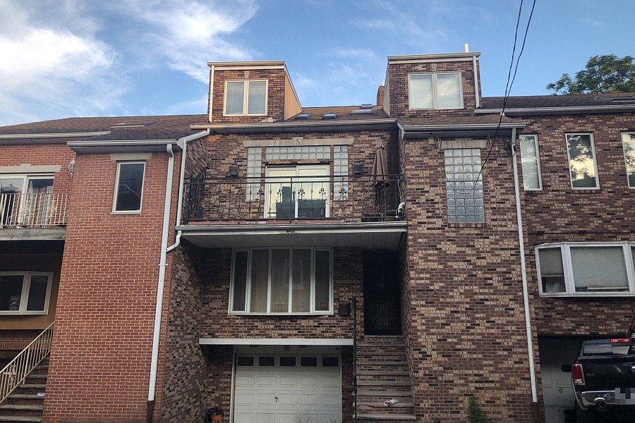1st image of 1032 N Orianna St