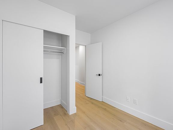 5th image of 236 W 15th St APT 15