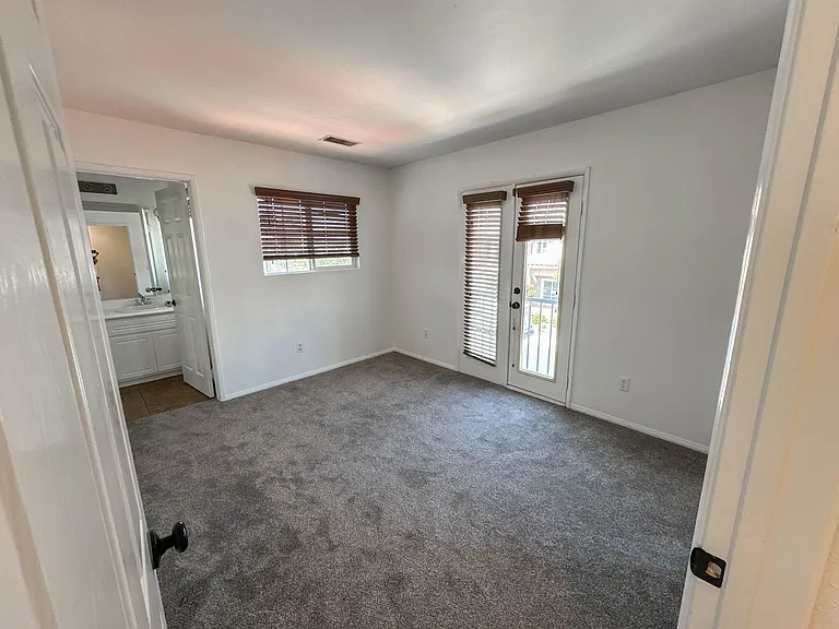 24623 Montevista Cir — Photo 9